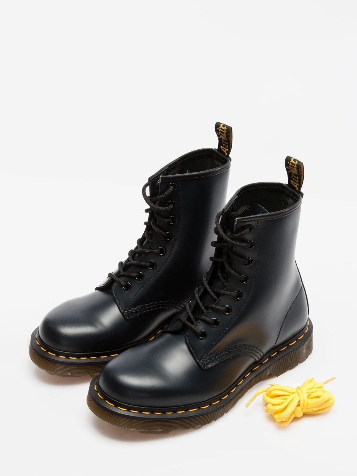 DR. MARTENS